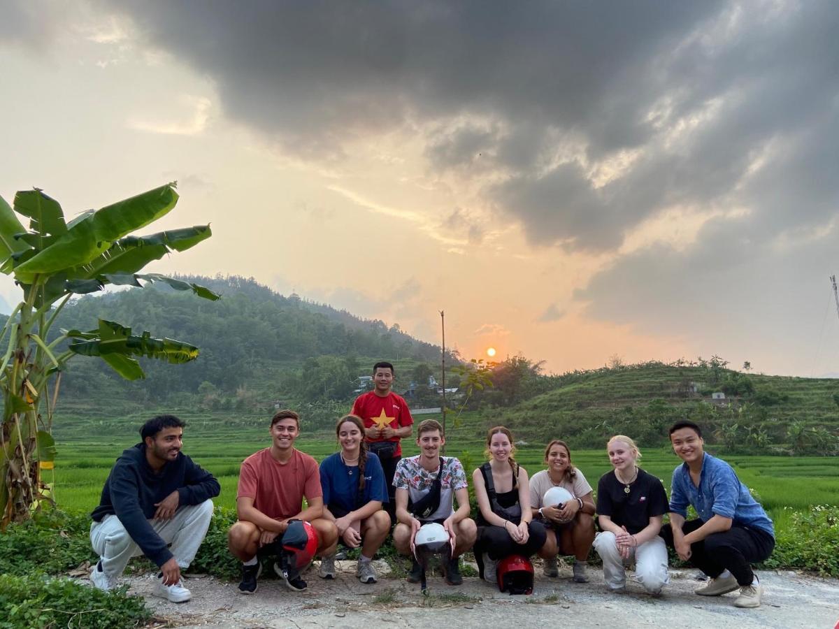 Bong Hostel Ha Giang Loop Exteriér fotografie